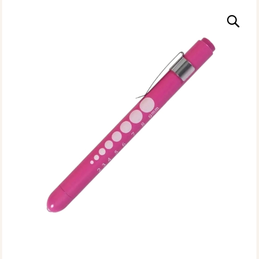 Pen Light with Pupil Gauge, Reusable LED Penlight Medical for Doctor Nurse